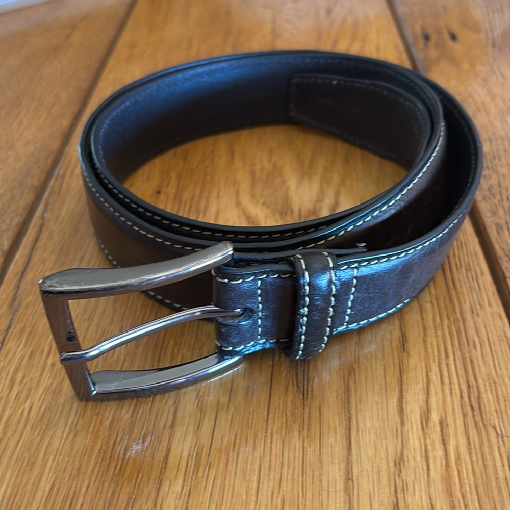 DUCHAMP London Designer Leather Belt Brown 36”

In very good preowned condition.